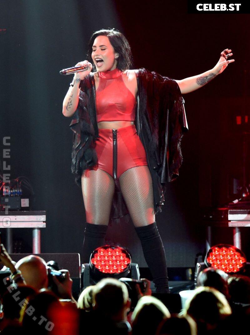 Demi Lovato Image 26099902
