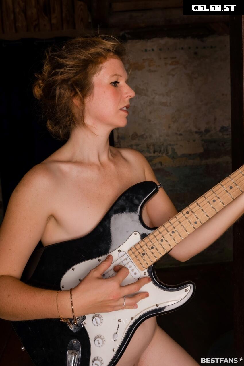 Marie_packt_aus Image 2799846