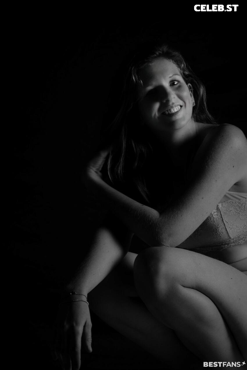 Marie_packt_aus Image 2799877