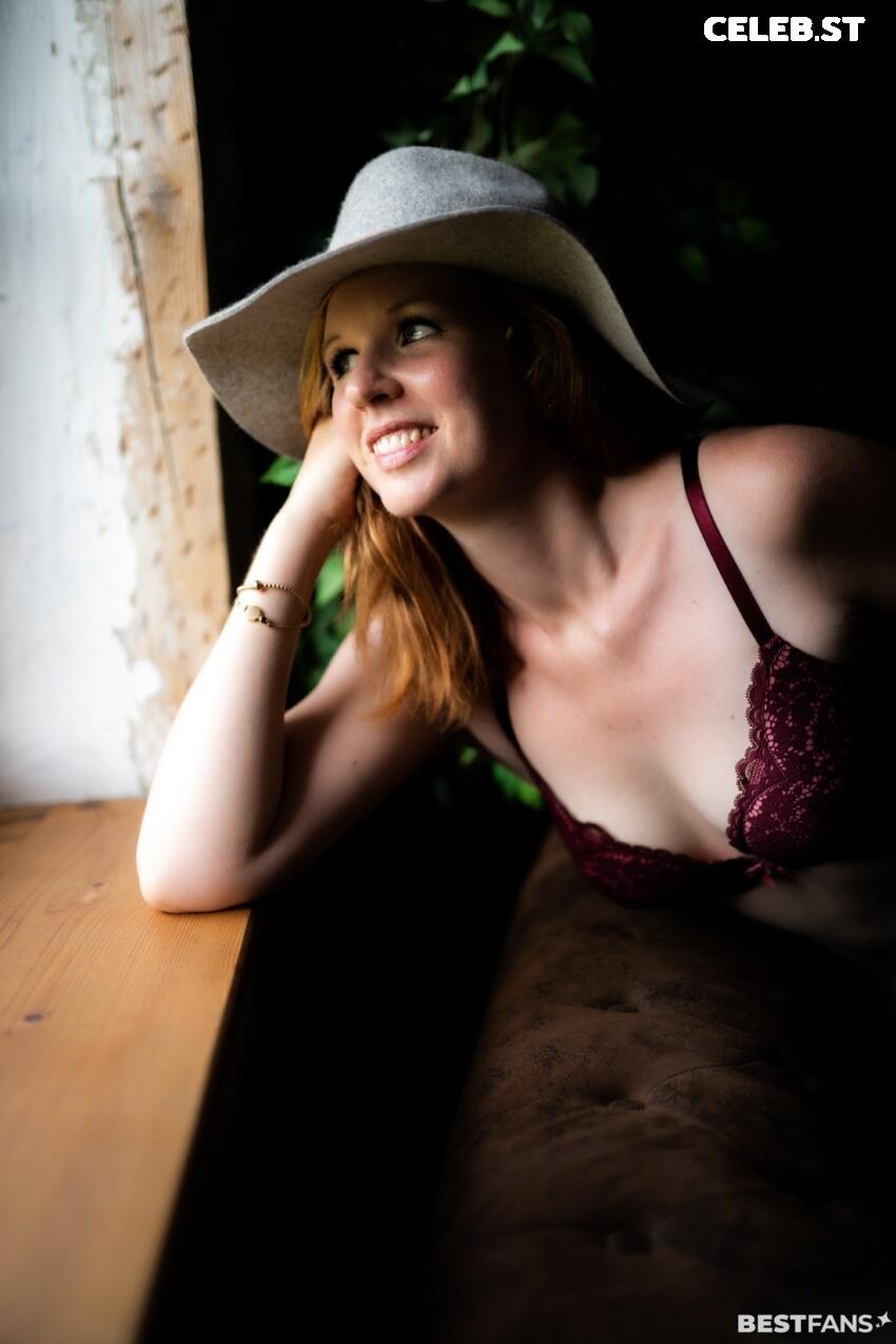 Marie_packt_aus Image 2799763