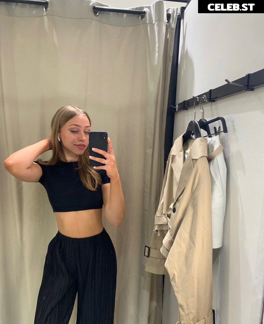 peachyplaymate, thelucykinski1, thelucykinski Image 2789865