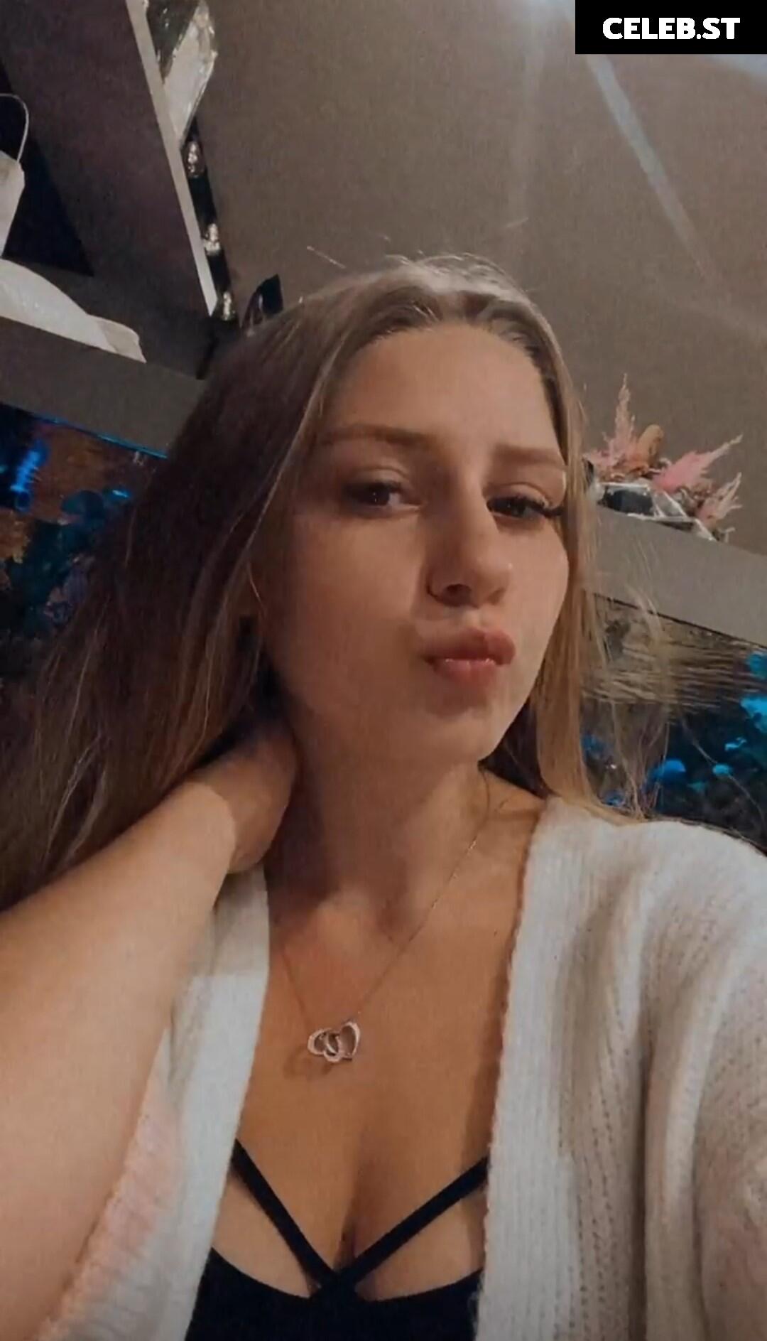 Wollnys Image 2789593