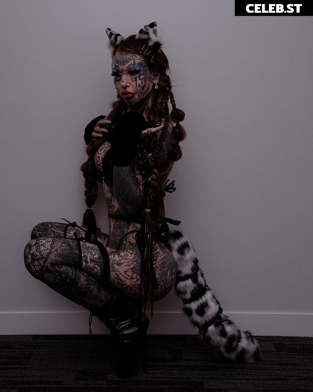 Amber Luke Image 2788282