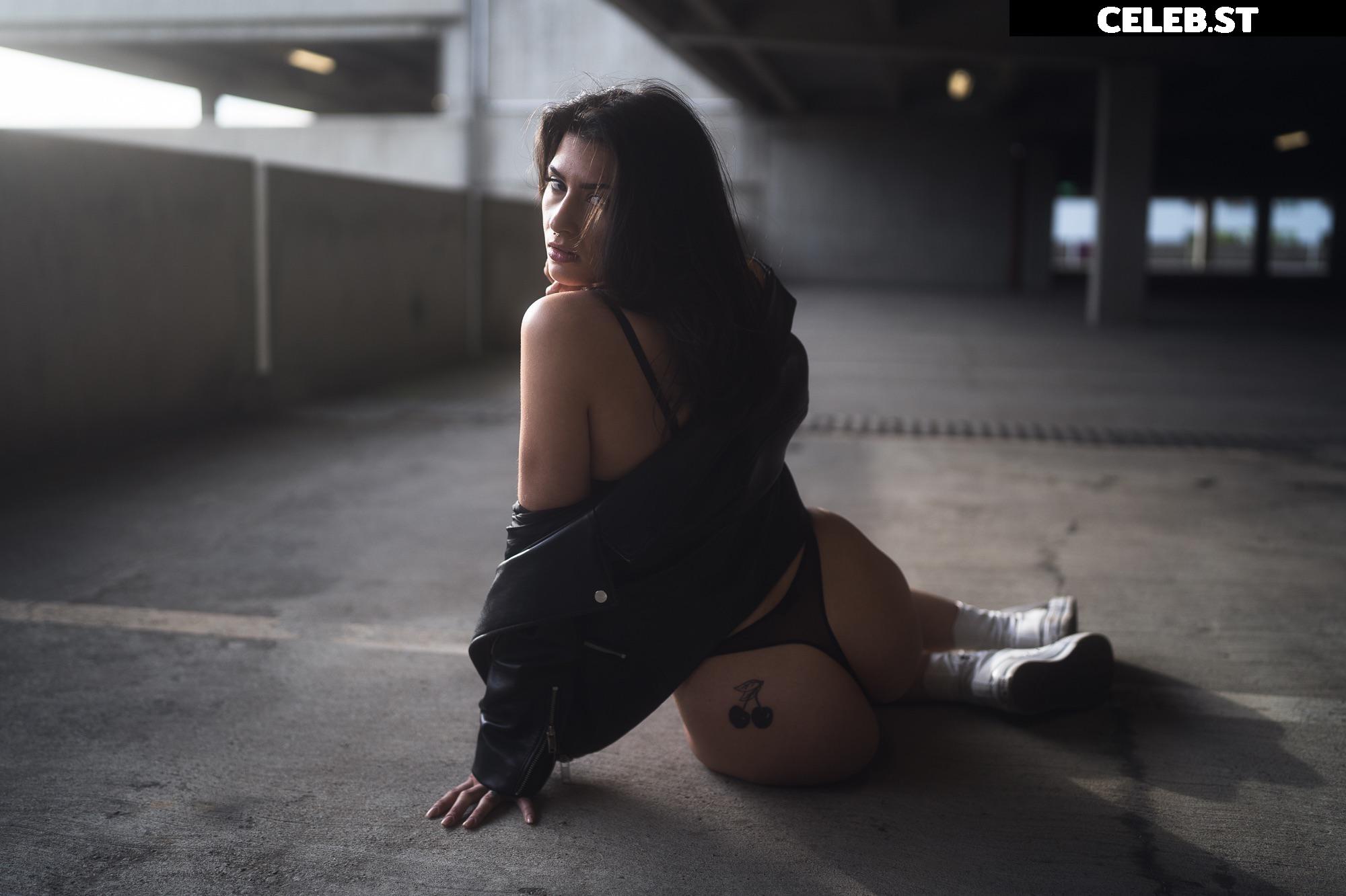 Inkedaurelia Image 2776856