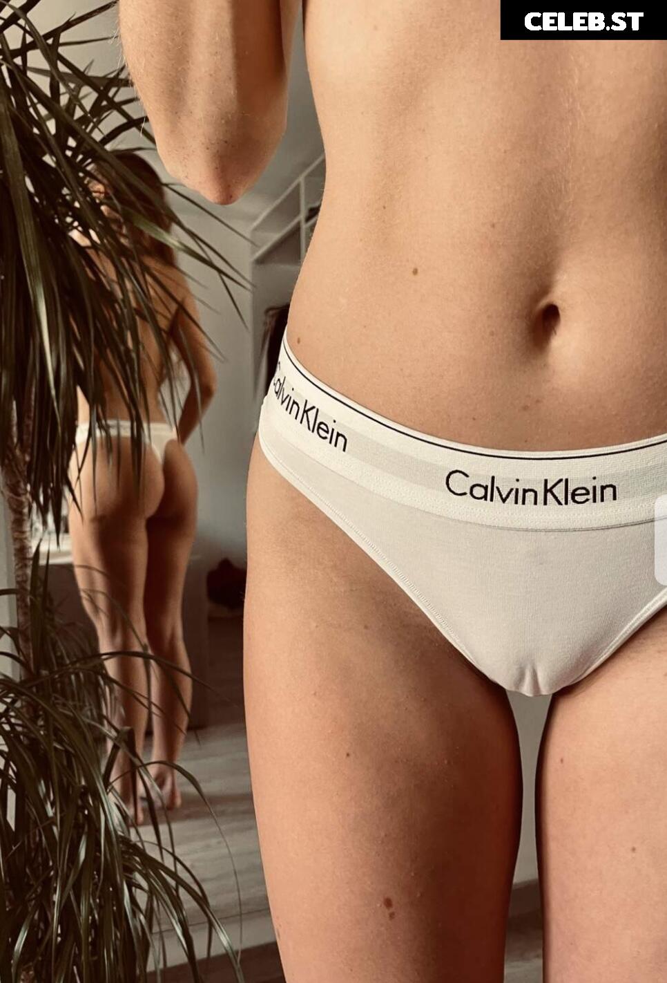 mspeachysophie Image 2776482