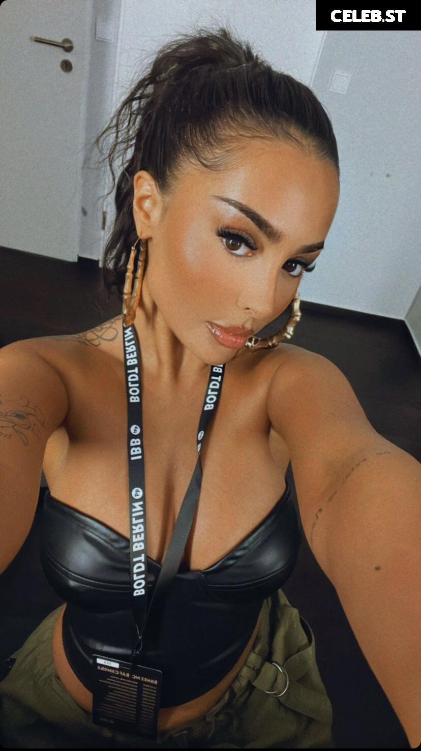 Maryscrib Image 2766494