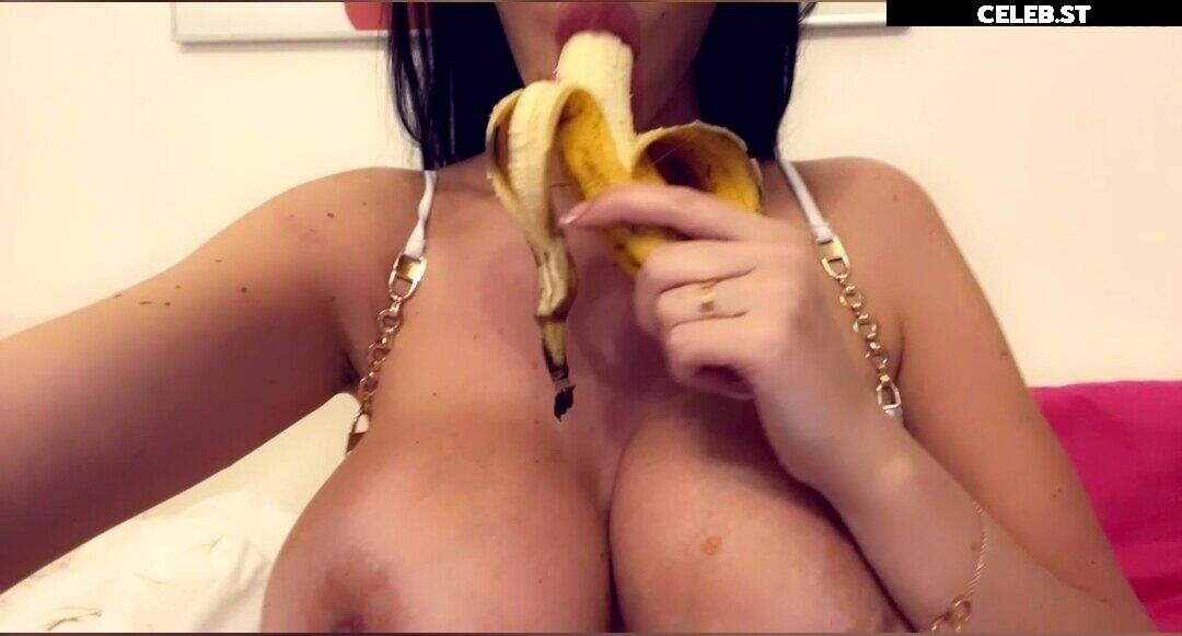 Yvonne Bar Image 2767635