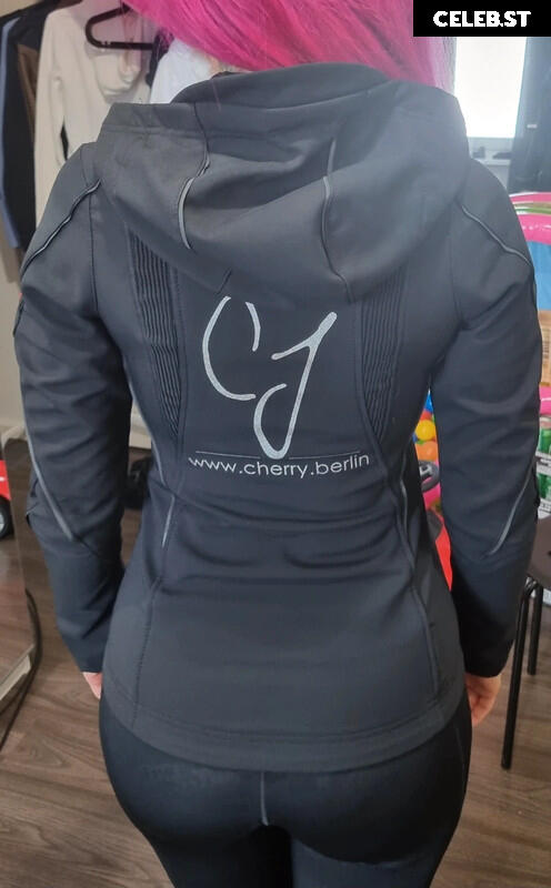 Cherry Berlin Image 2760487