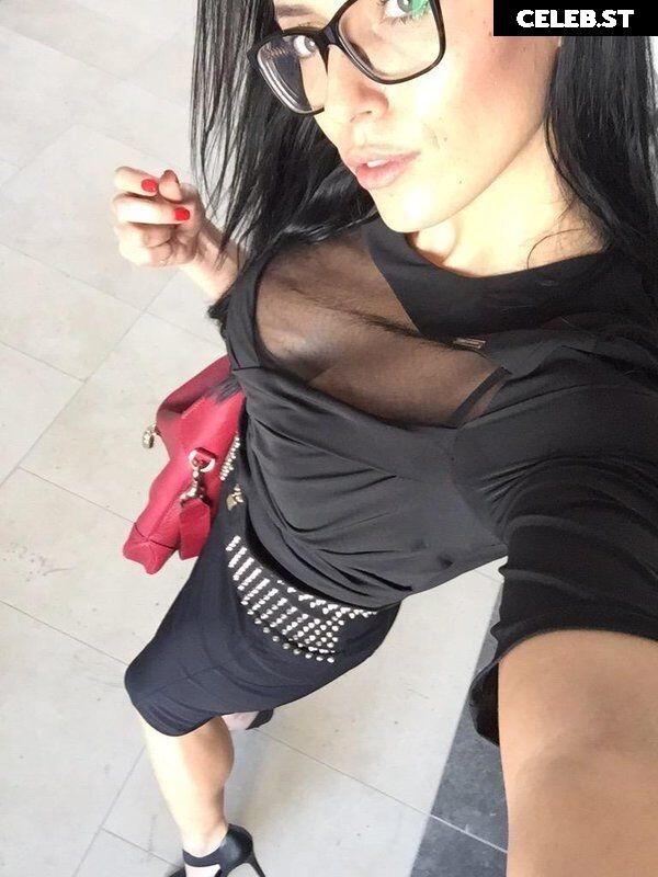 AdySweet Image 2760413
