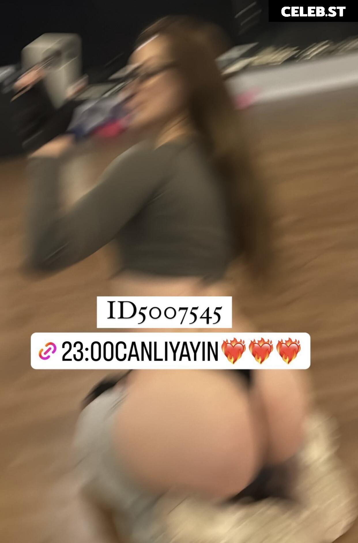 oznur guven / oznurunuzz / oz_nurunuz Image 27519653
