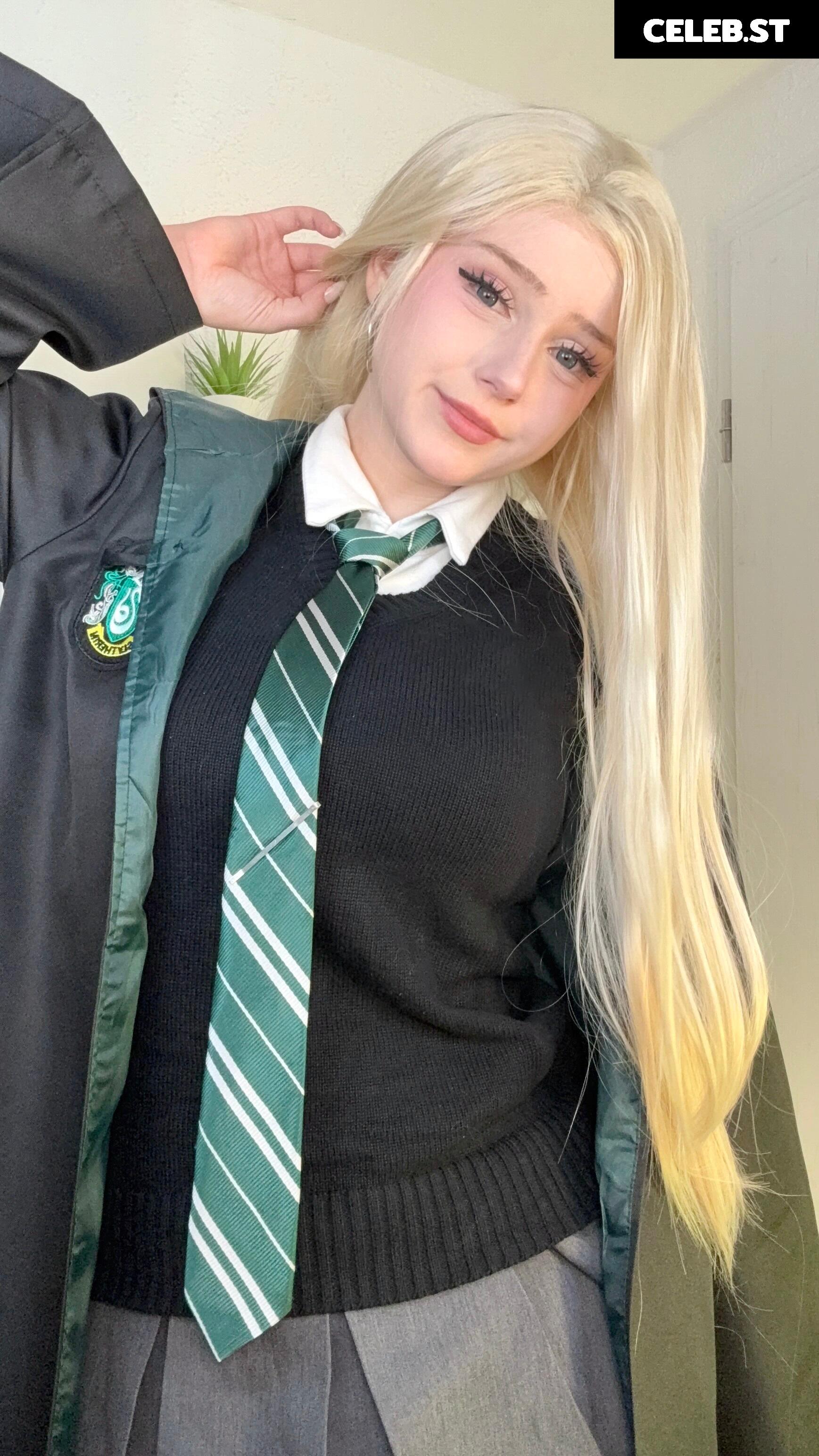 Upminaa Image 27522930