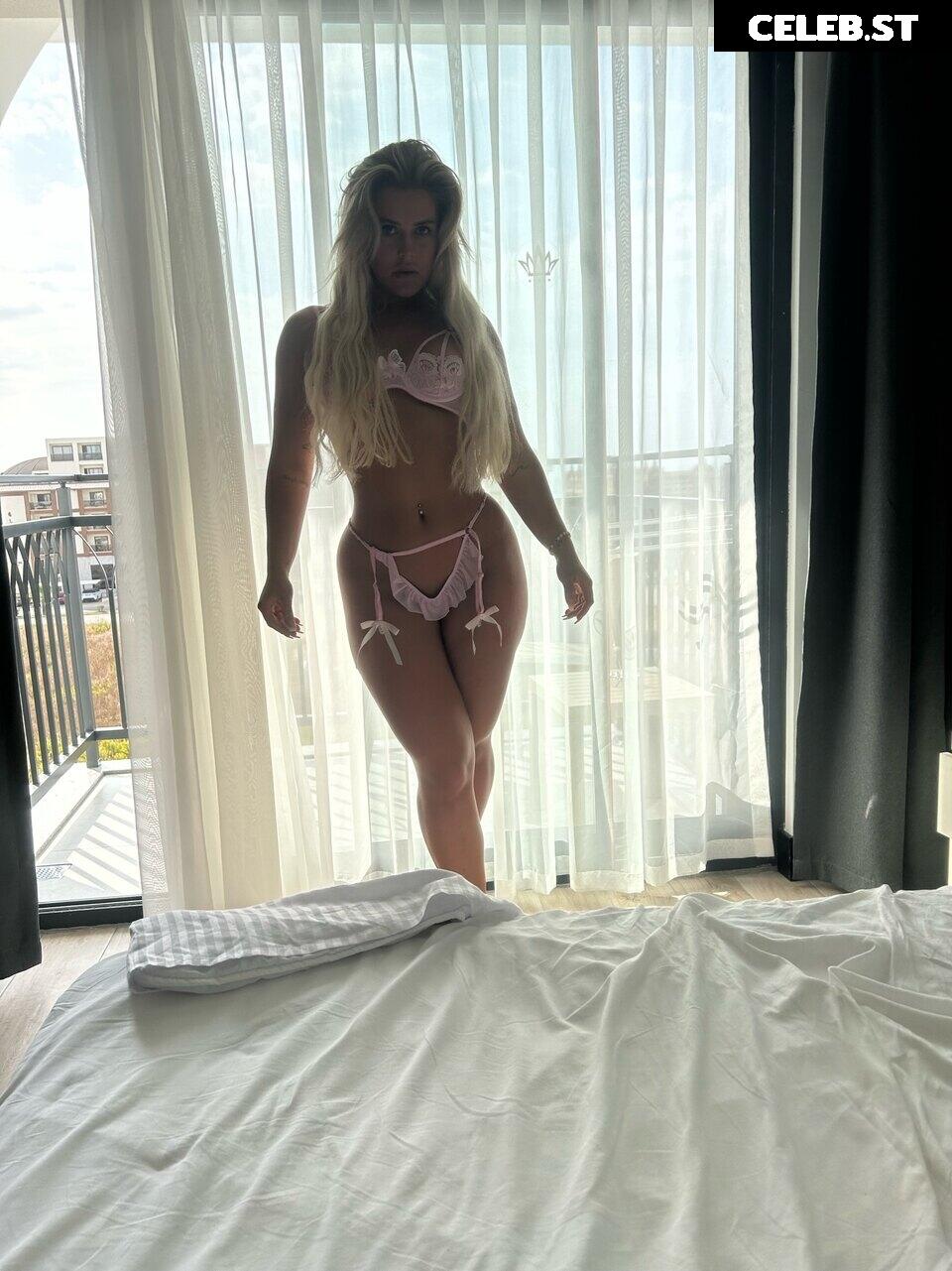 Jolie Becker Image 2750004