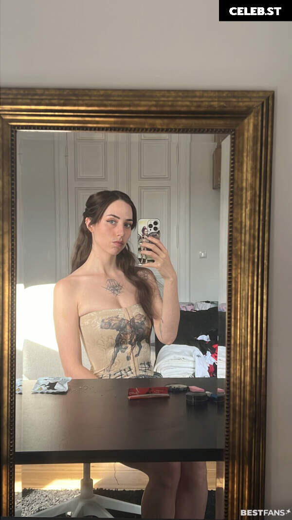 Ivy Piper Image 2758740