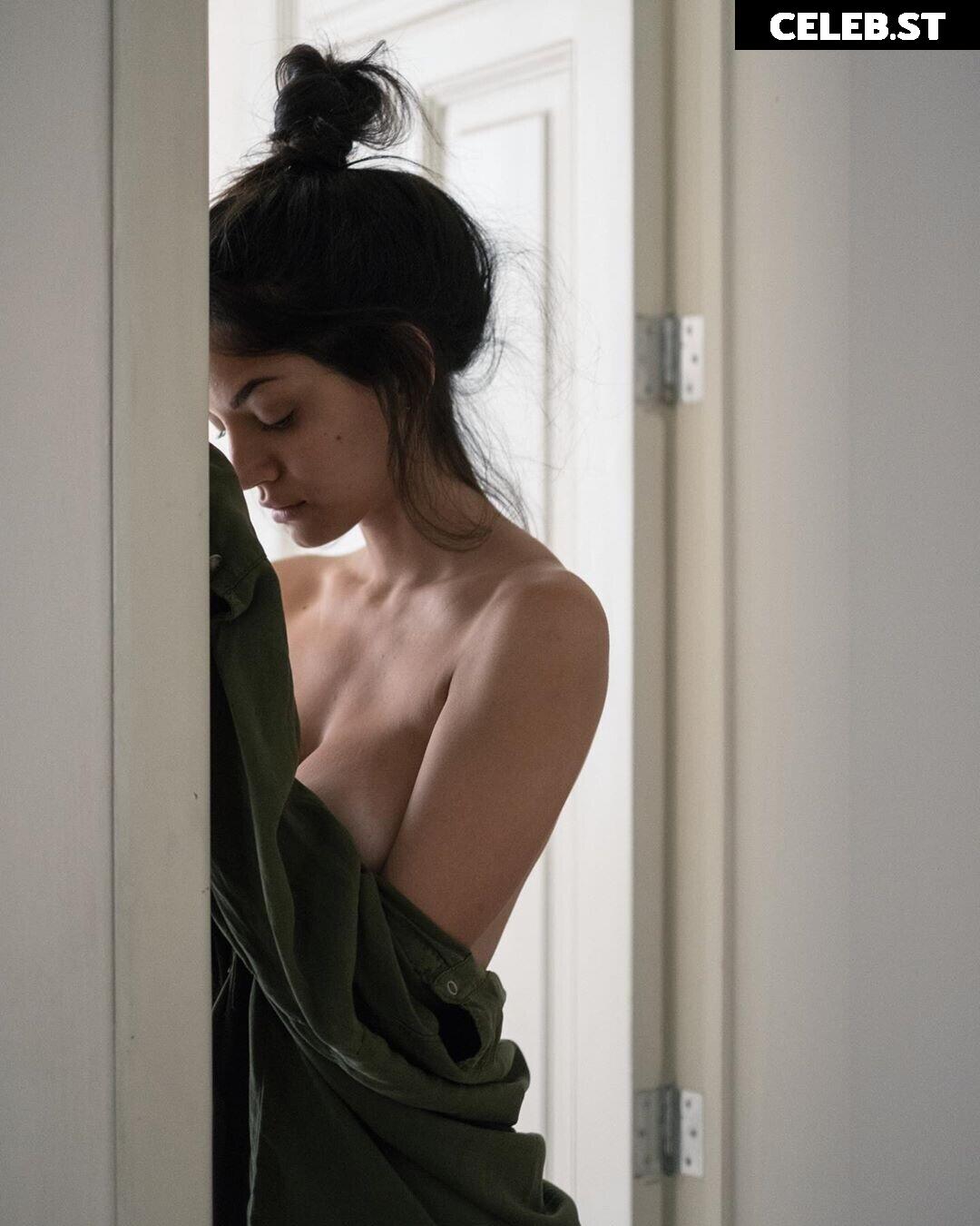 Nadina Vallina Image 2746426