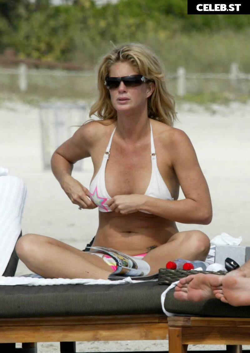 Rachel Hunter Image 2746376