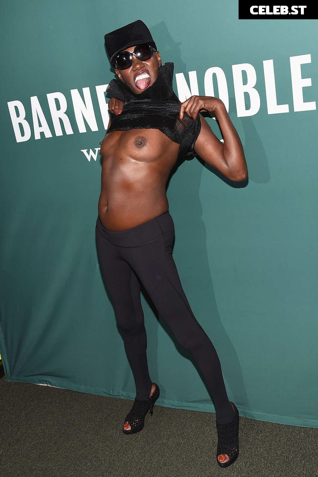 Grace Jones Image 2747036