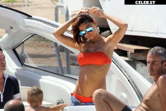 Anna Tatangelo Image 2742966
