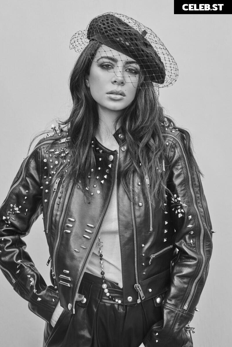 Emeraude Toubia Image 2743503