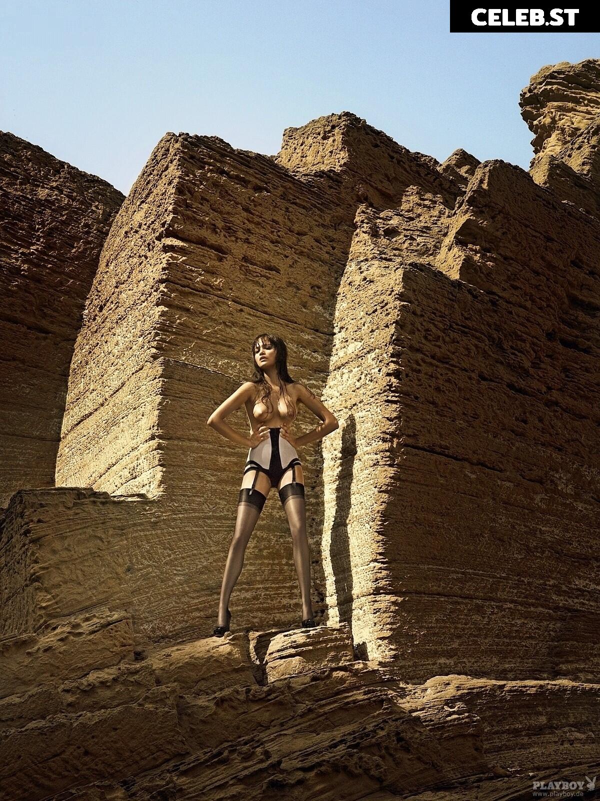 Claire Oelkers Image 2743449