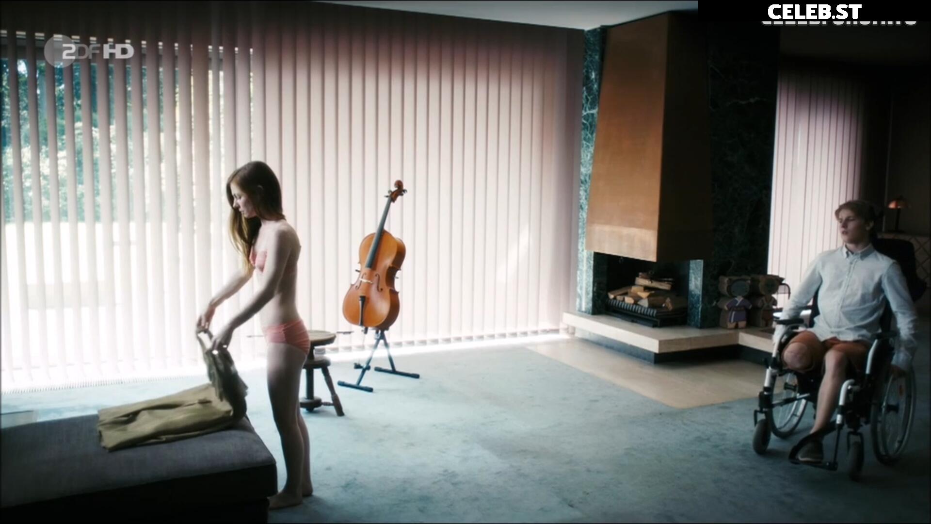 Josefine Preuß Image 2743440