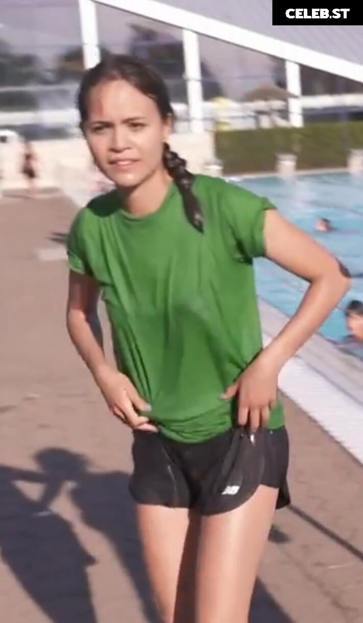 Claire Oelkers Image 2743761