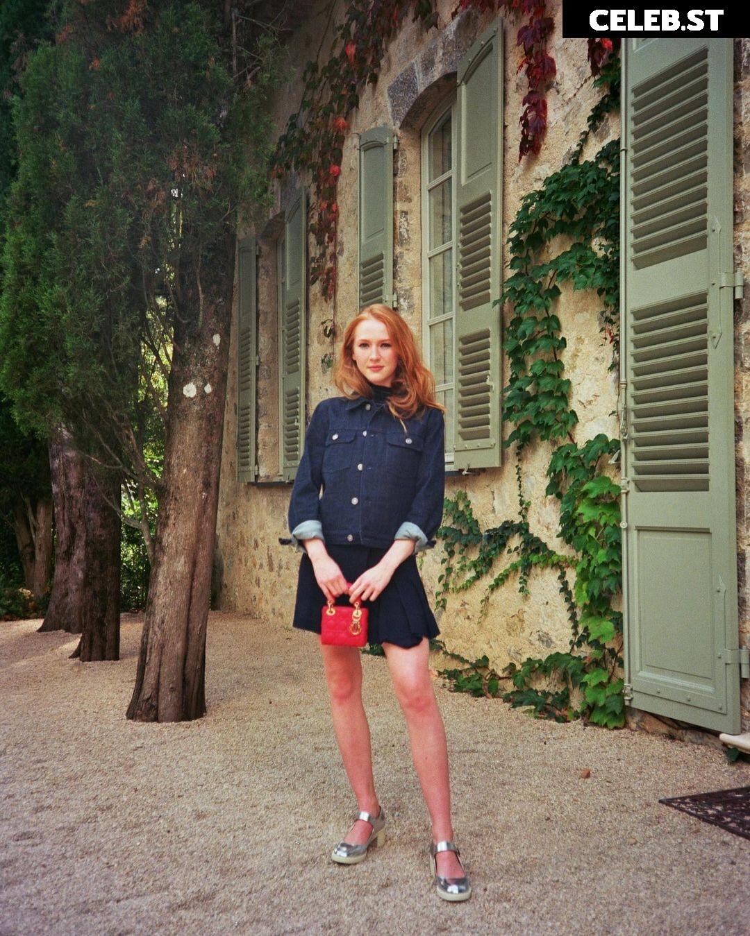 Gina Alice Stiebitz Image 2743009