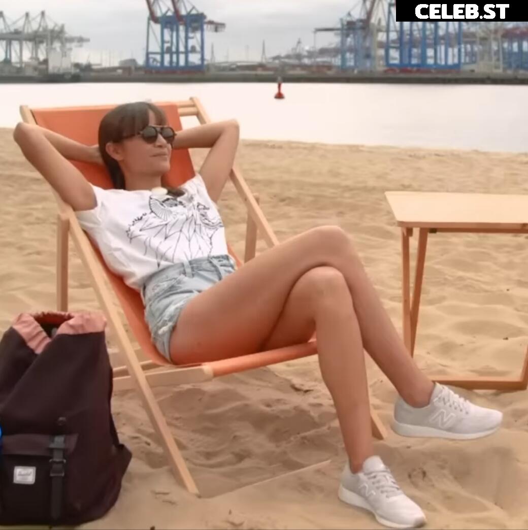 Claire Oelkers Image 2743900