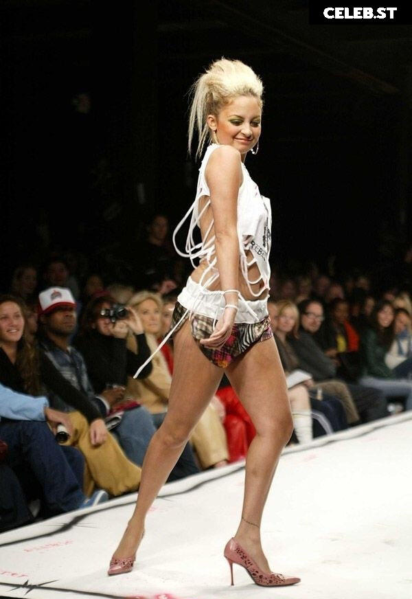 Nicole Richie Image 2740274