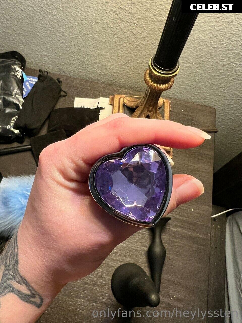 Heylyssten Image 2735365