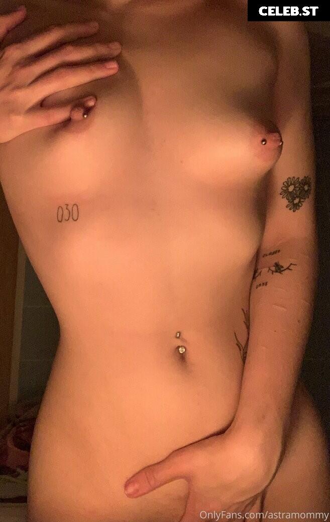 ellieinsexy Image 2736498