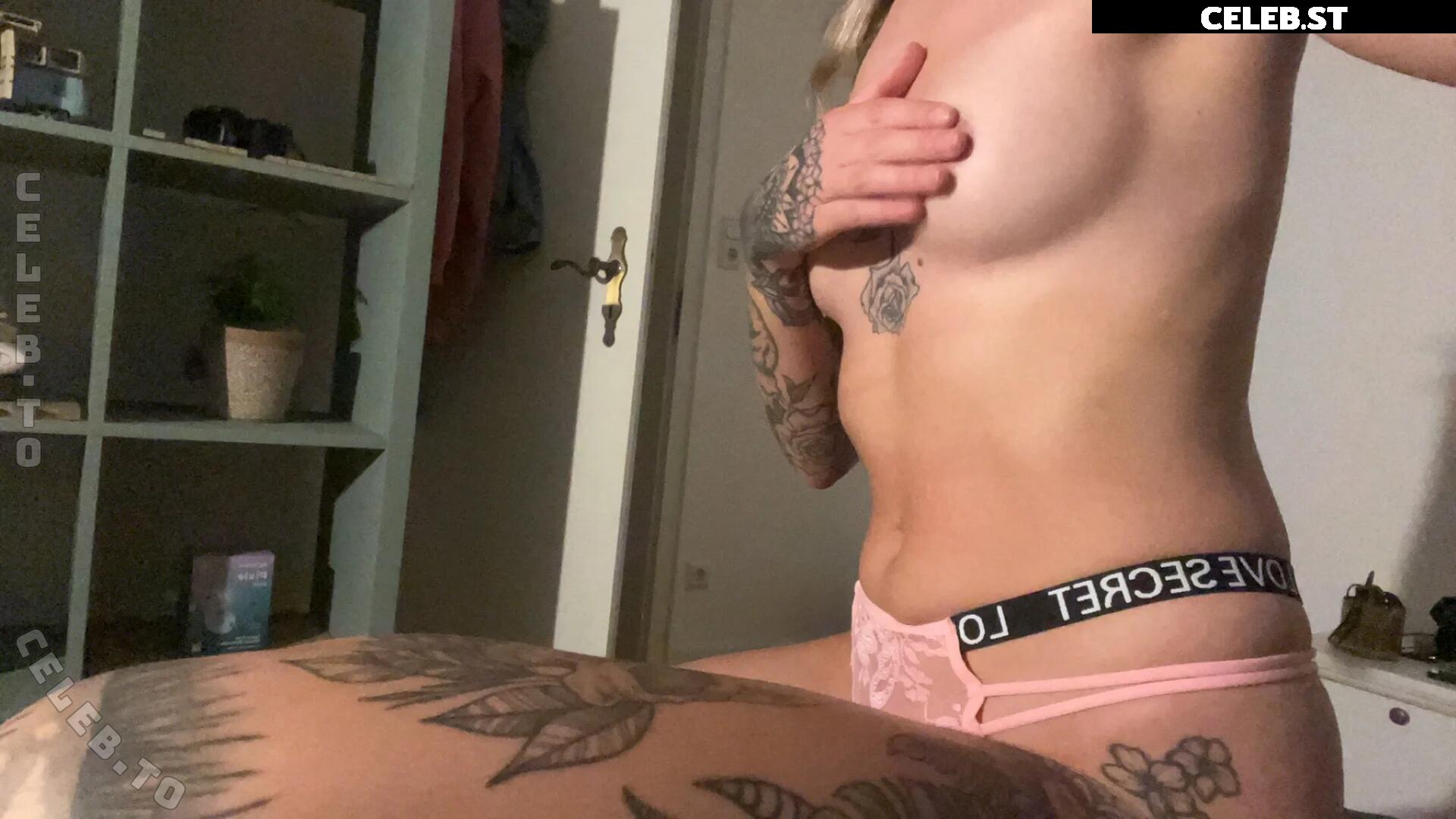 Toy-girl Image 27333695