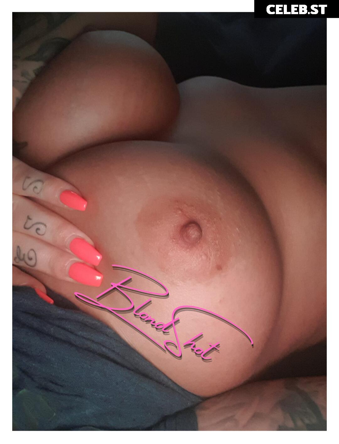 Blond_Shot Image 273988