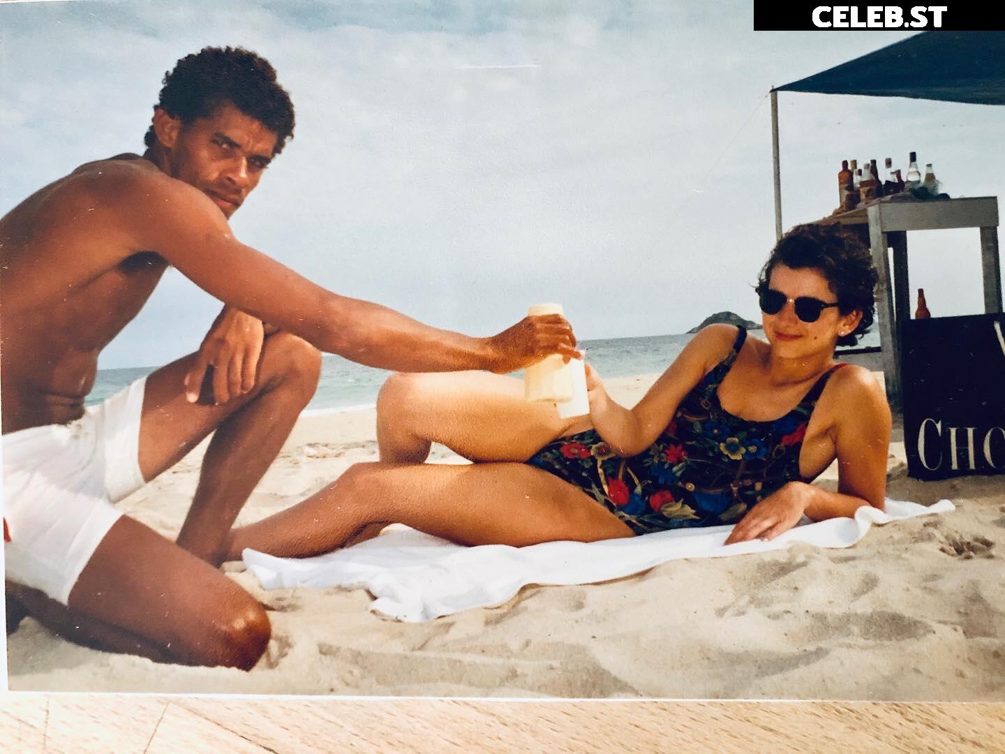 Claudia Obert Image 2739691