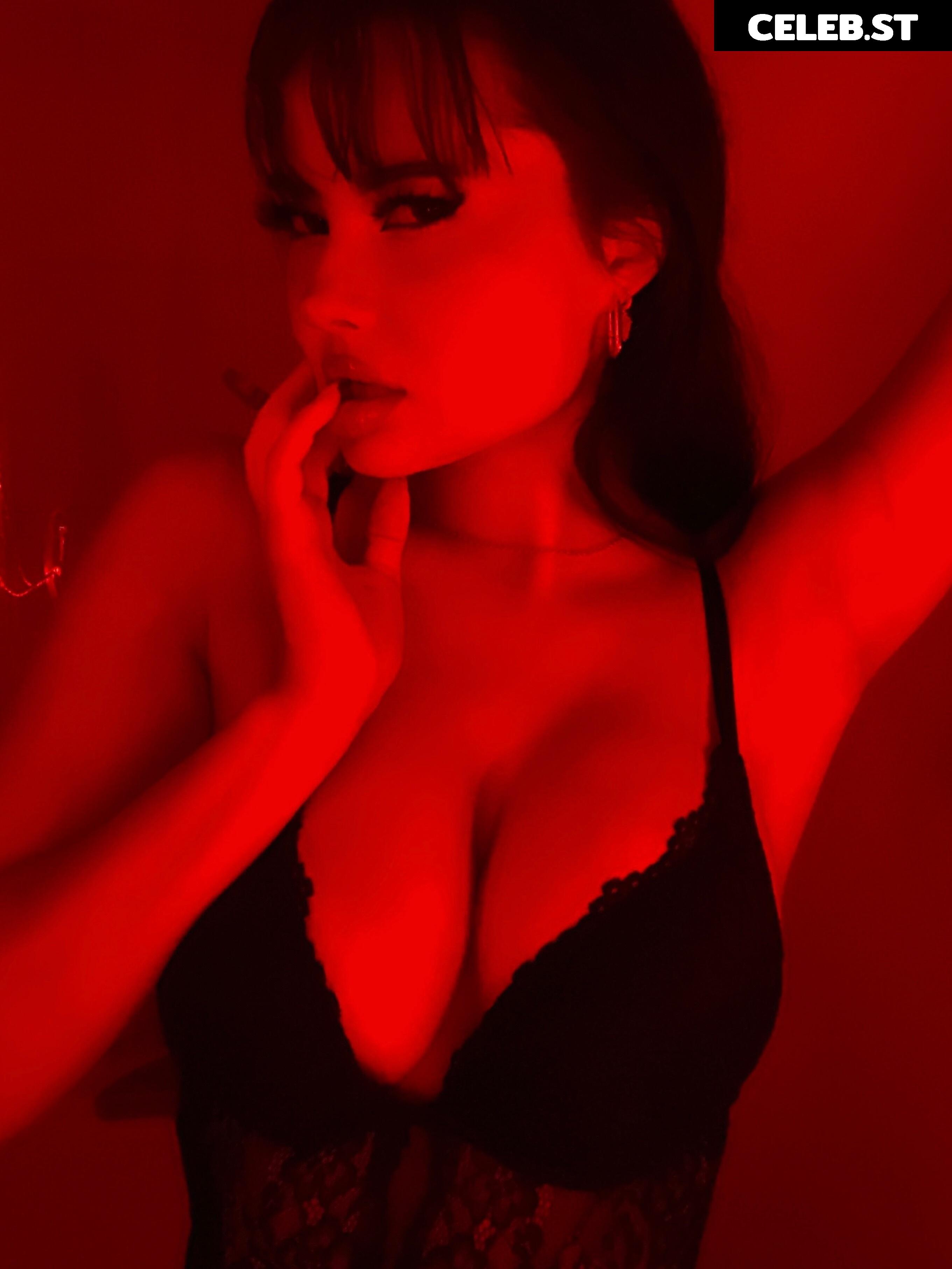 Ana.Whiterose Image 272578