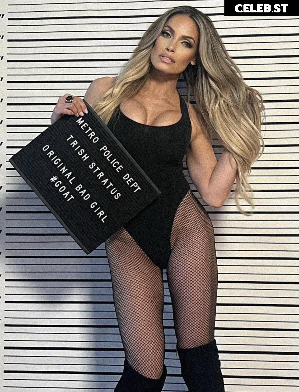 Trish Stratus Image 2726355