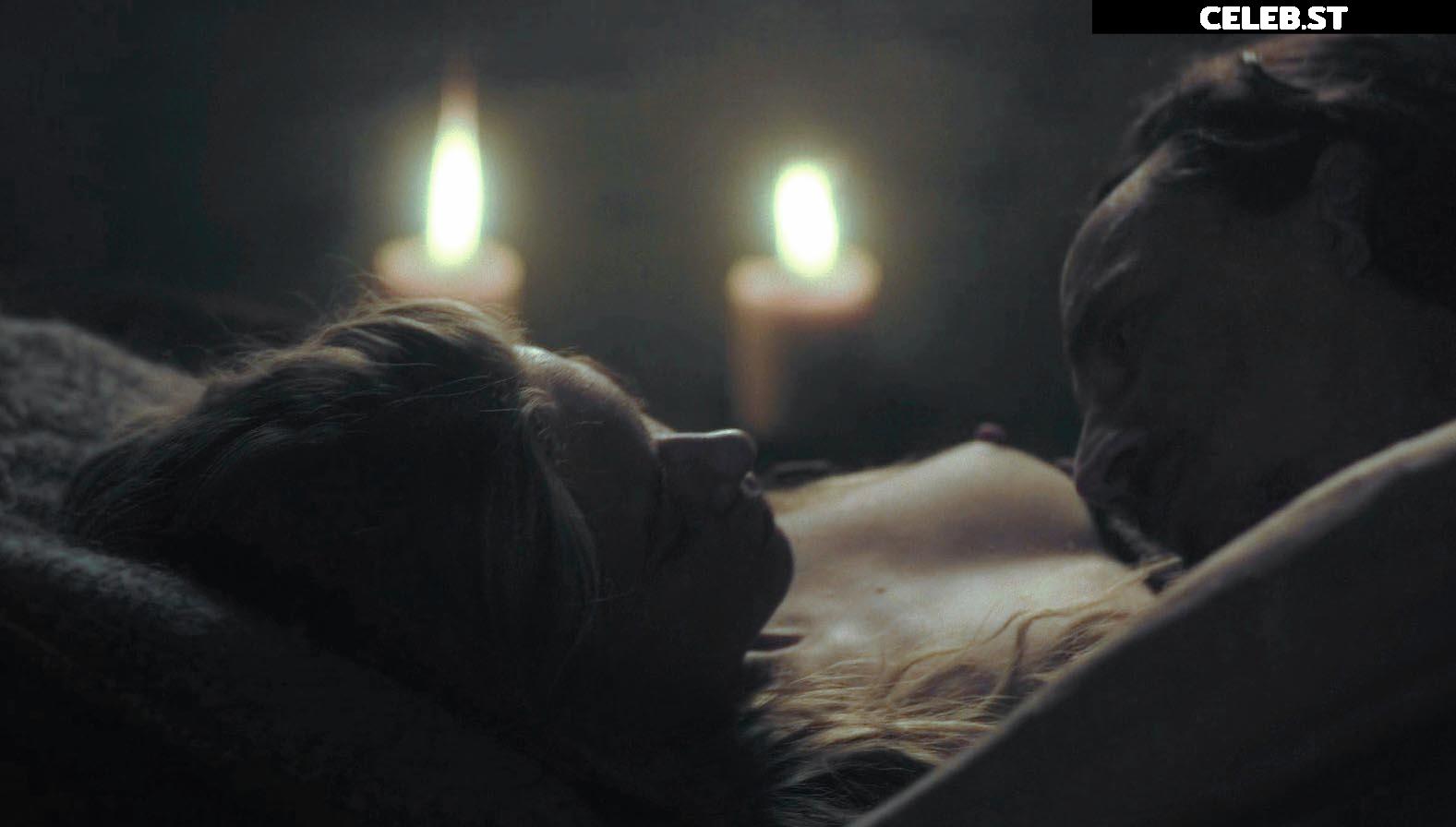 Jeanne Goursaud Image 2727444