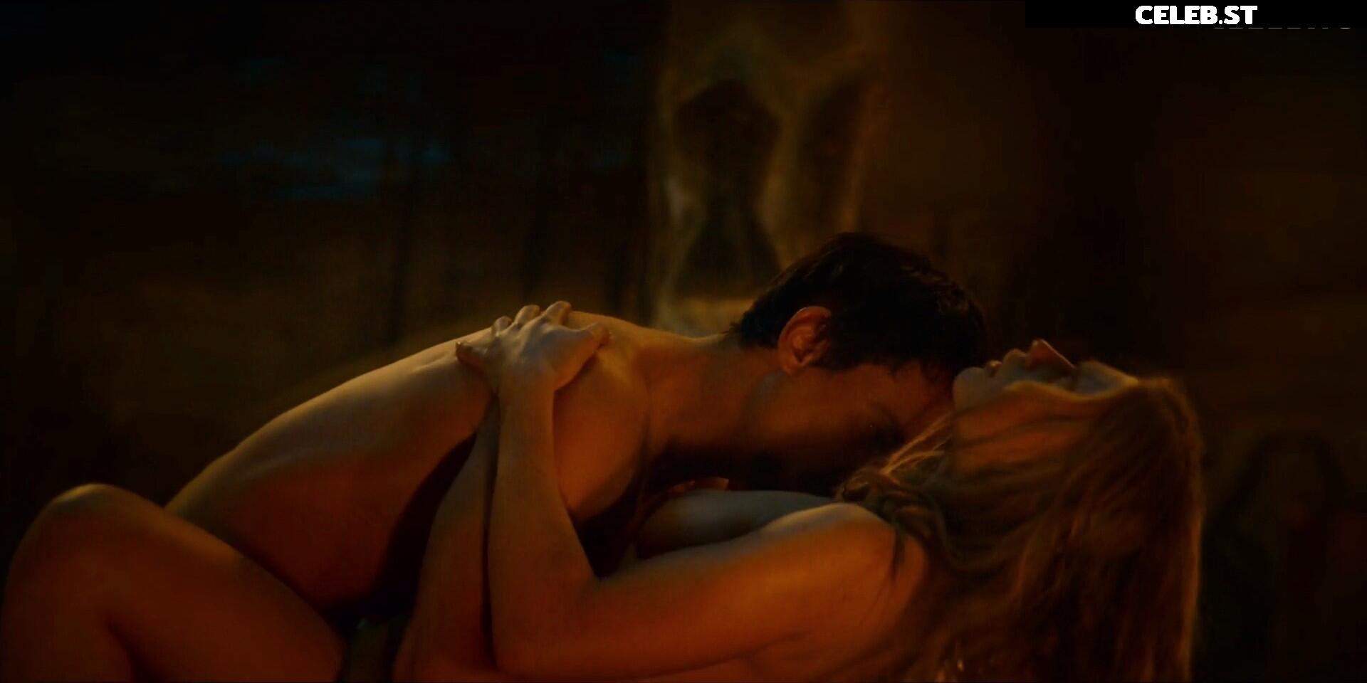 Jeanne Goursaud Image 2727329