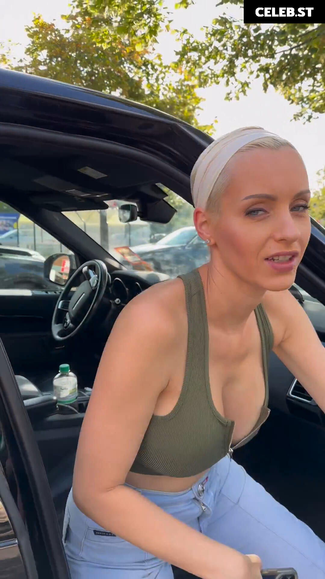 Anike Ekina Image 2724810