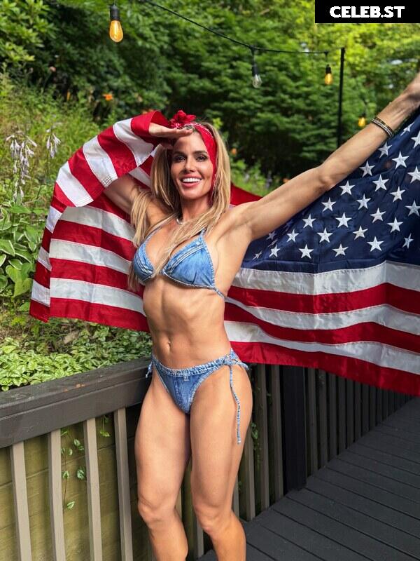WWE Torrie Wilson Image 27222526