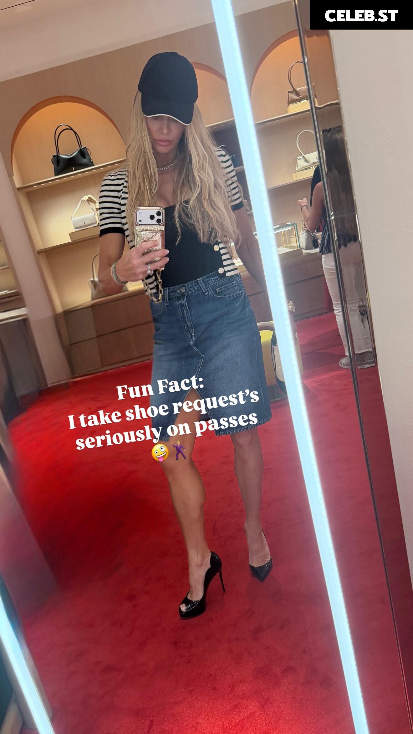 WWE Torrie Wilson Image 27222490