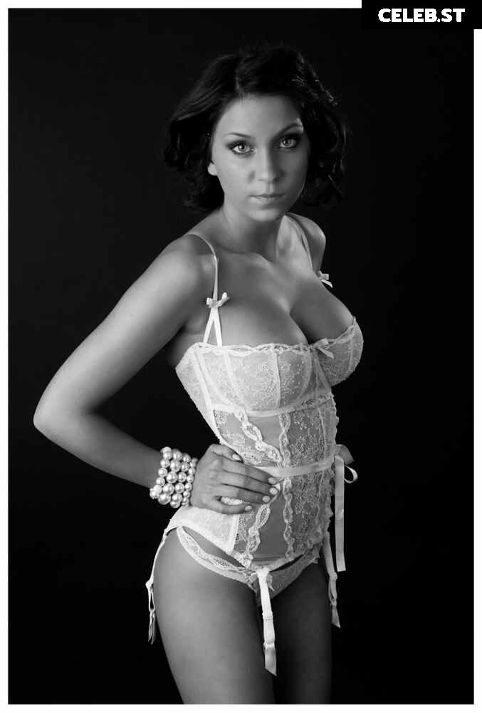 Tara Tabitha Image 2720739