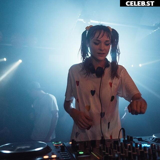 Larissa Rieß Image 2728308