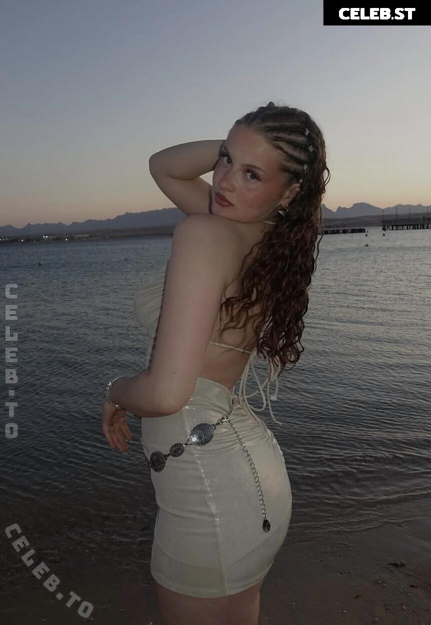 mayaa.zr Image 27155978