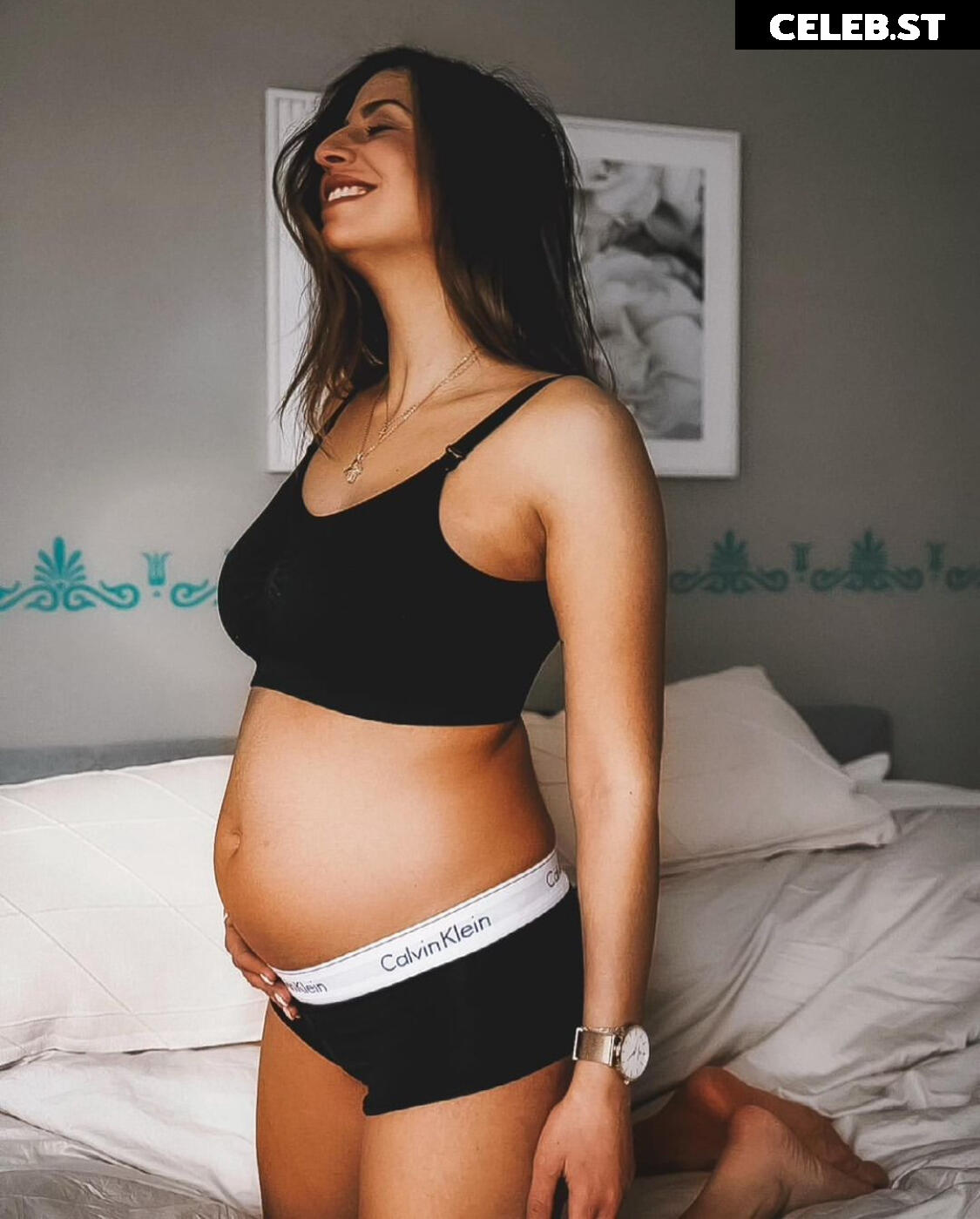 Pregnant Image 27155550