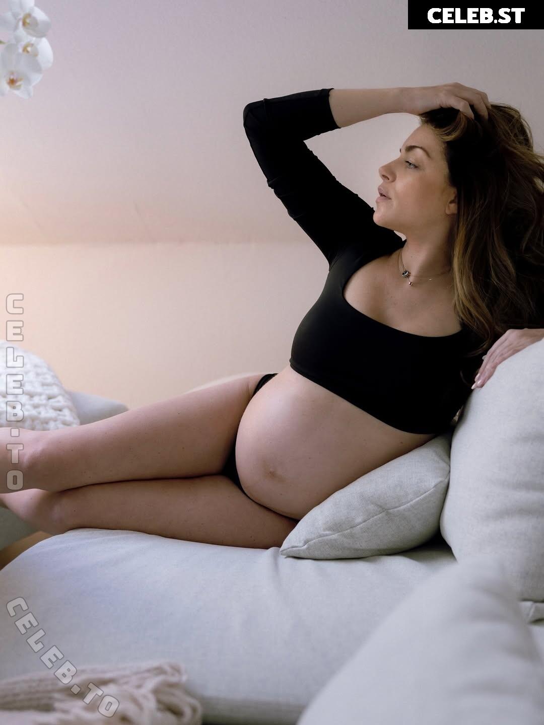 Pregnant Image 27155432