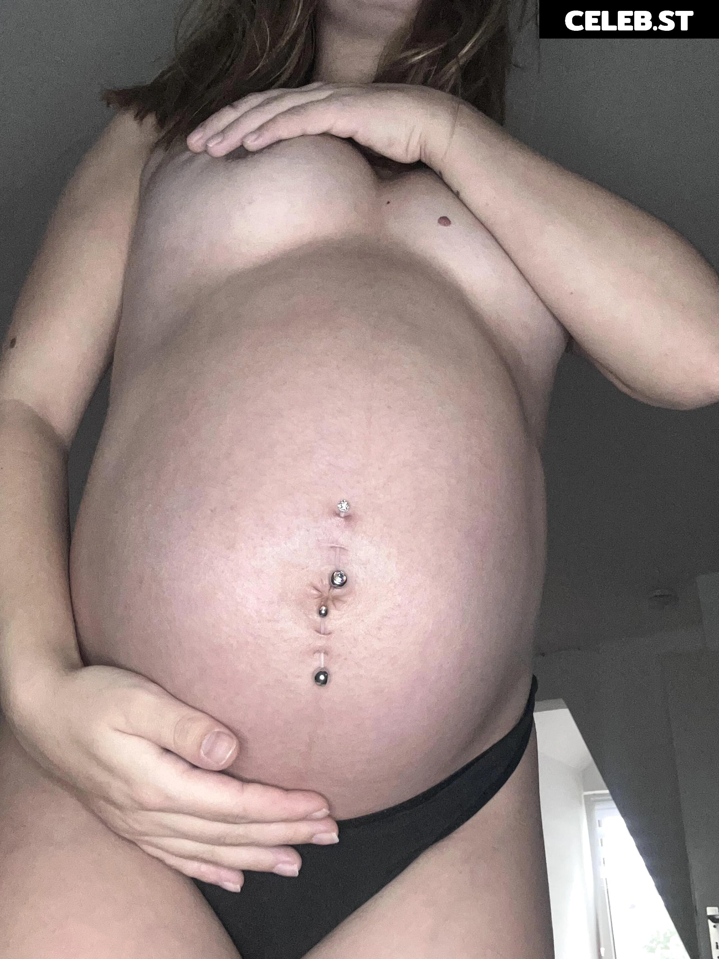 Pregnant Image 27155135
