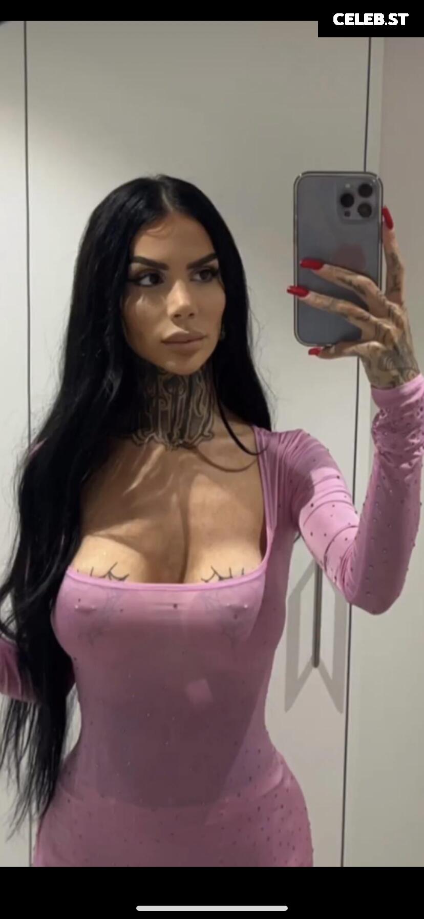 Mia Madisson Image 2715403