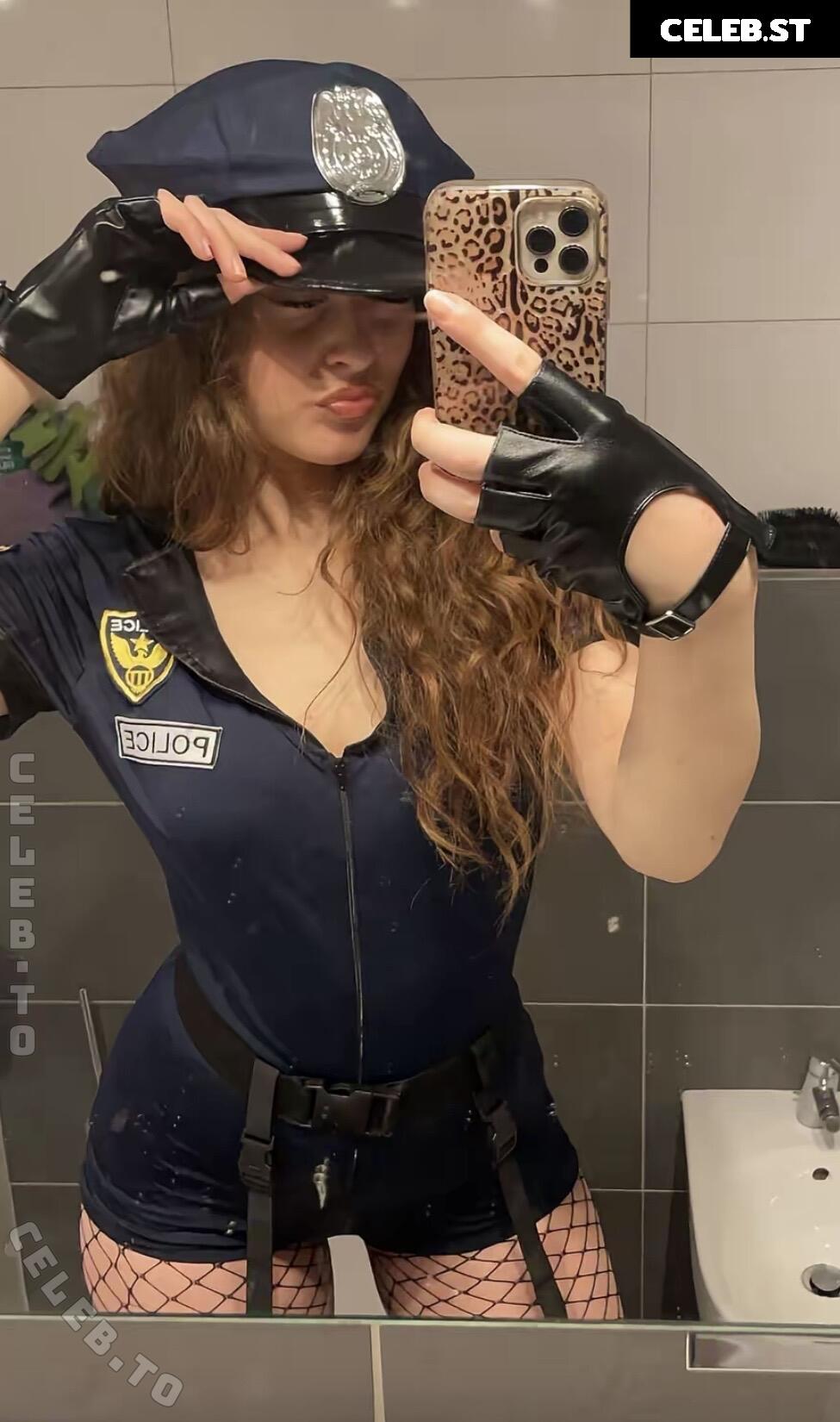 mayaa.zr Image 27161374