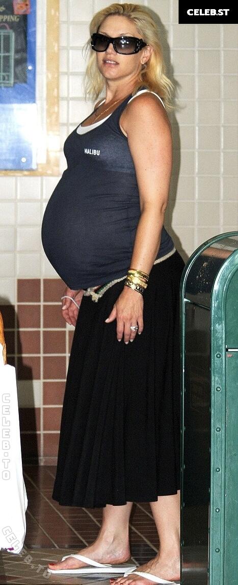 Pregnant Image 27171964