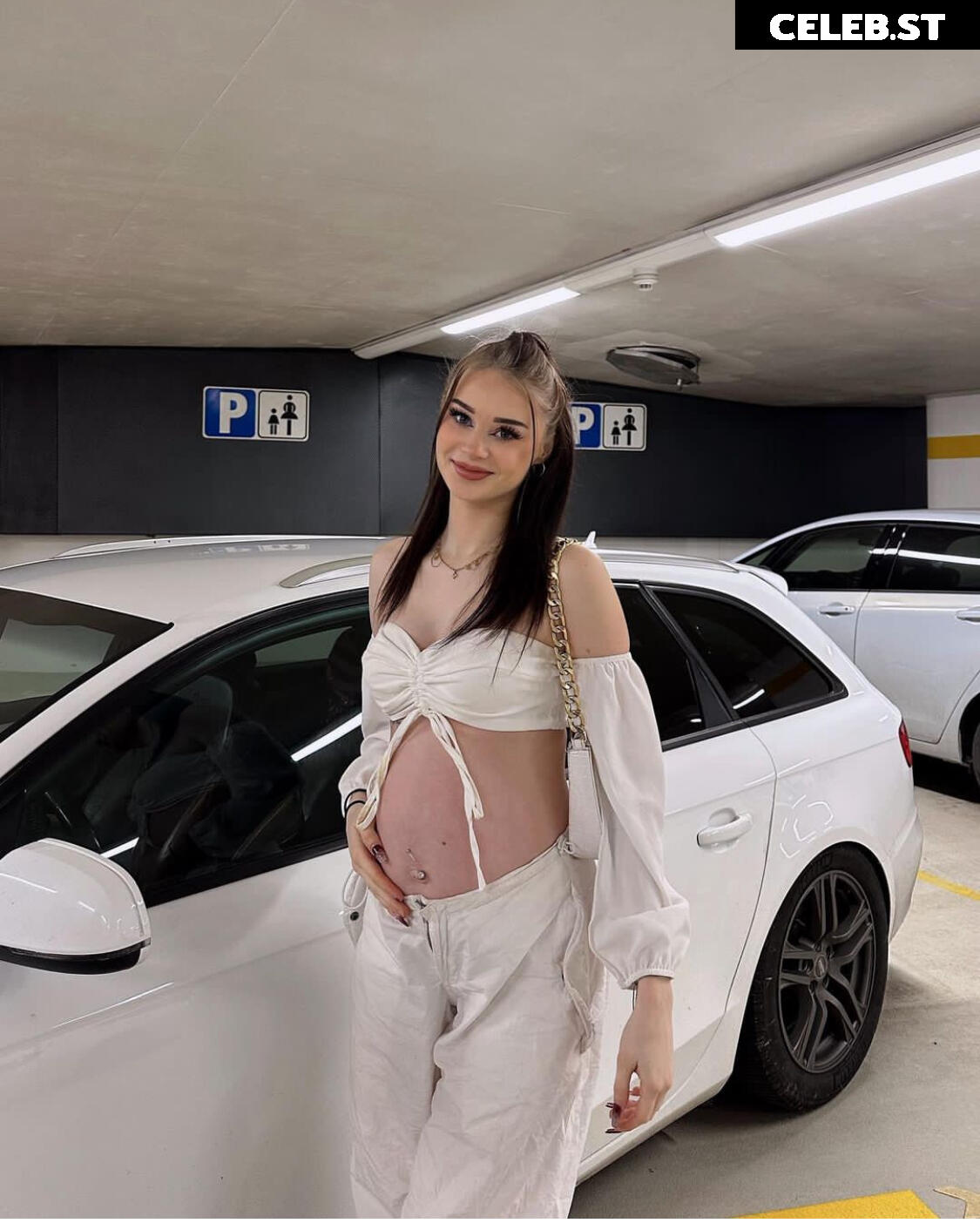 Pregnant Image 27171645